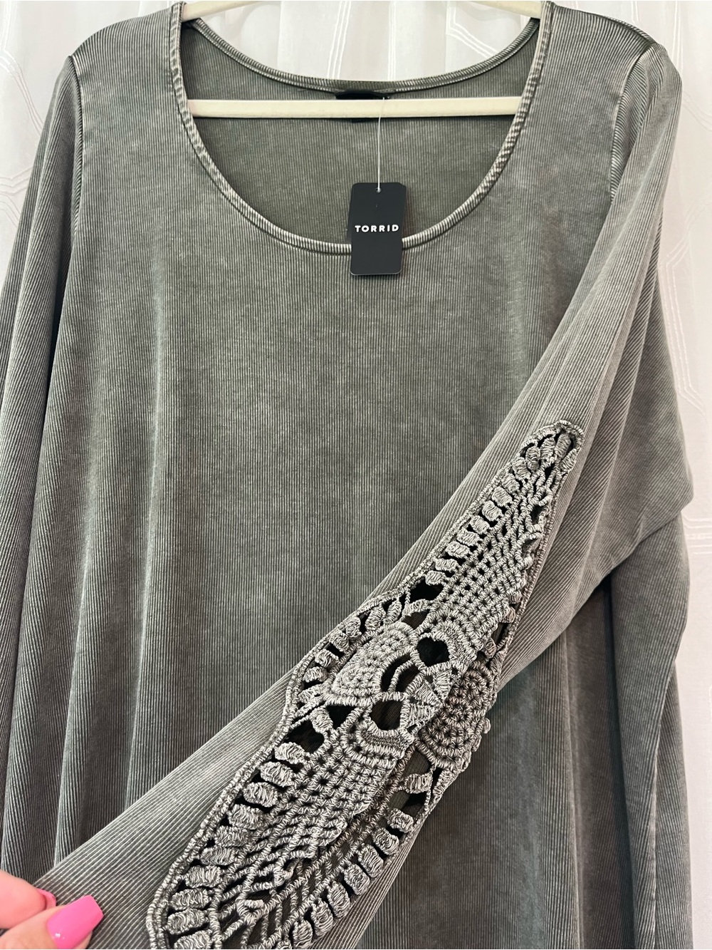 NWT Torrid Crochet Sleeve Rib Knit Scoop Top Olive Green Sz 4/4X